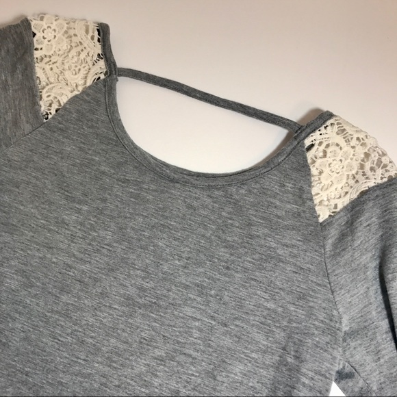 LACE SHOULDER TUNIC TOP - Picture 6 of 8